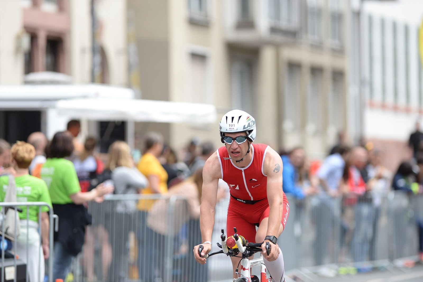 IRONMAN 70.3 多哈站